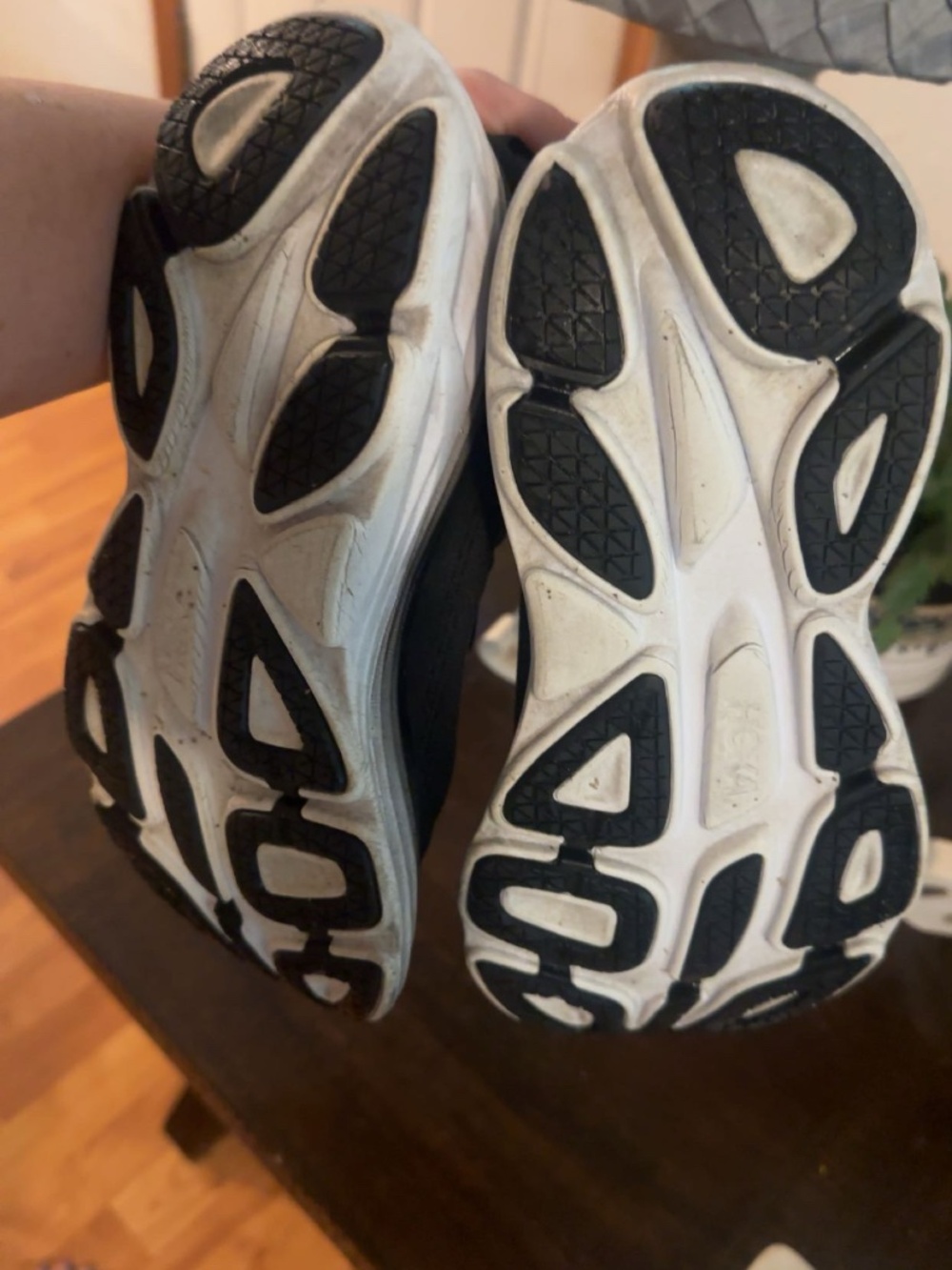 Women’s Hoka Bondi 8 - Picture 2 of 2